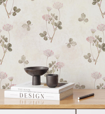 Trifolium Hand Painting Floral Wallpaper